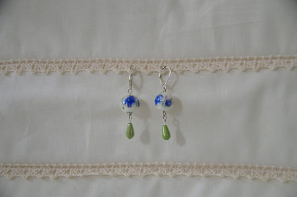 Boucles d'oreilles goutte verte
